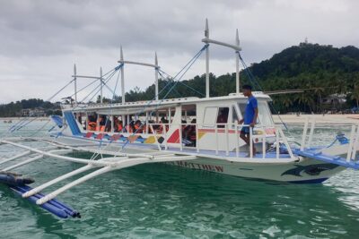 4 Hour Private Boracay Island Hopping Tour