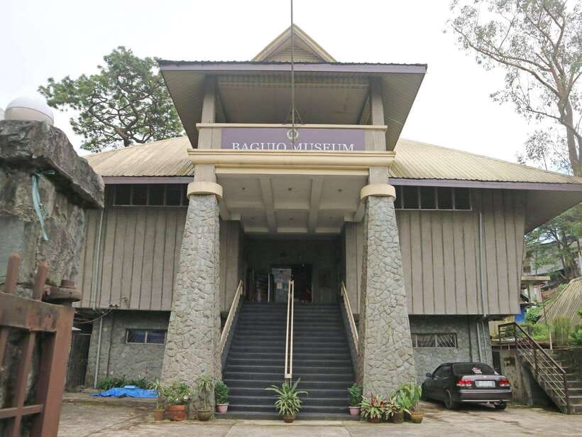 Baguio City Tour - Mines View Park: photographs, shops, and mountain air