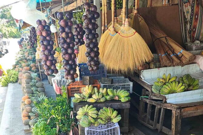 Bites and Sights: Tagaytay Food and Nature Excursion from Manila - Tagaytay City Fruit Market in 15 minutes