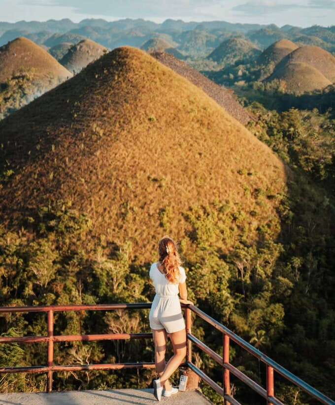 Bohol: Budget Chocolate Hills & Tarsiers -Backpacker Special - The Chocolate Hills viewpoint and the day’s big payoff