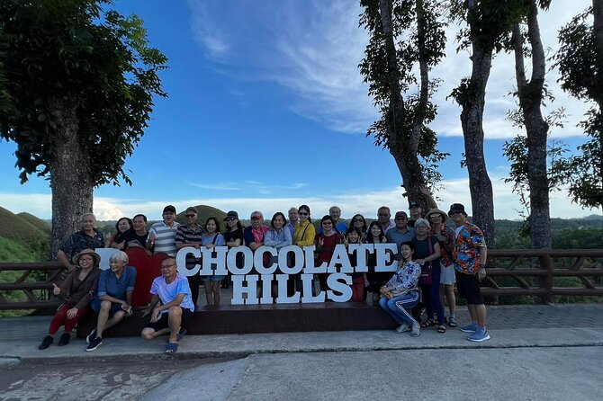 Bohol Day Tour with Round-Trip Transfers from Cebu - Lunch and live entertainment on the Loboc River