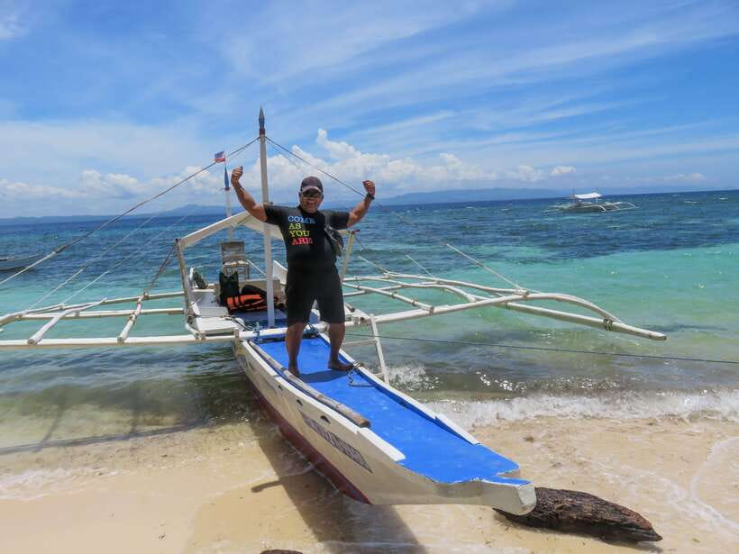 Bohol: Pamilacan Island Dolphin/Turtle Watching Tour & Lunch - White sand, turquoise water, and free time