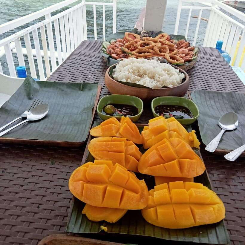 Bohol PREMIUM PAMILACAN Island Tour - Meeting island families and seeing daily life