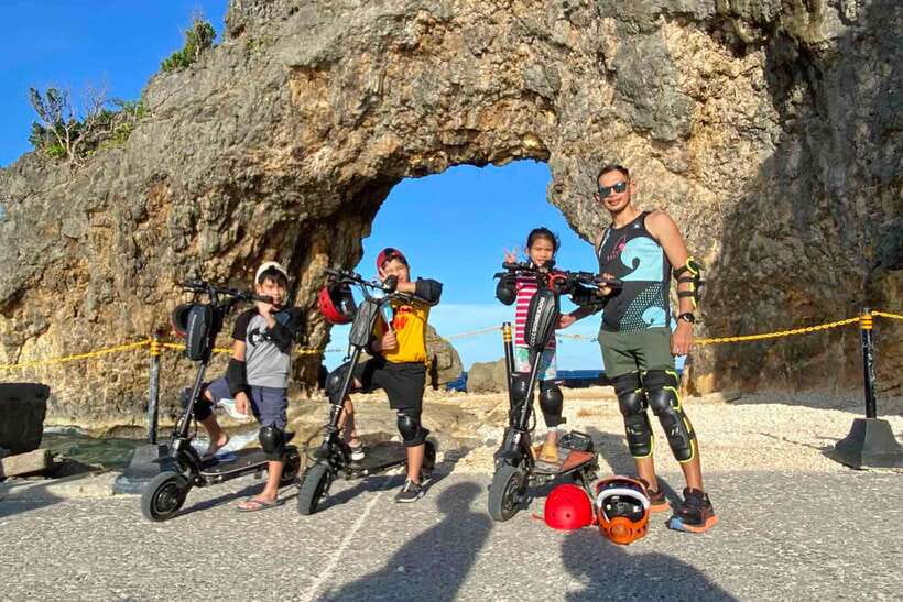Boracay: Dualtron E-Scooter Ride - Getting started at the VIAJE office