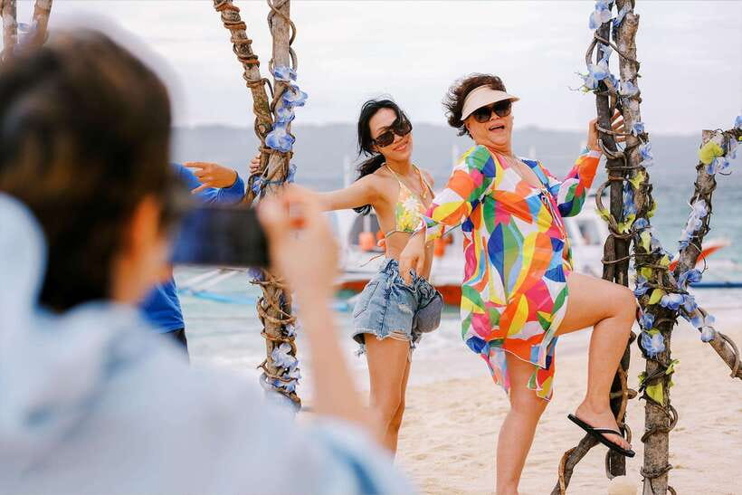 Boracay: Island Boat Tour with Crystal Cove Entry - How the five hours feel