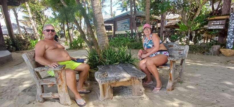 Boracay Island Hopping Experience - Lunch on board and the real value of the $63 price