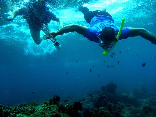 Boracay Island Hopping + Hot Kawa + Parasailing + Helmet Diving - Key points at a glance