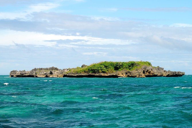 Boracay Island Hopping + Hot Kawa + Parasailing + Helmet Diving - One busy day around Boracay