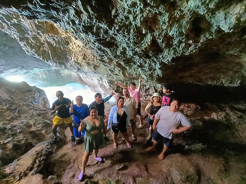 Boracay: Island Hopping with Snorkeling and Crystal Cove - What this five-hour boat day is really like