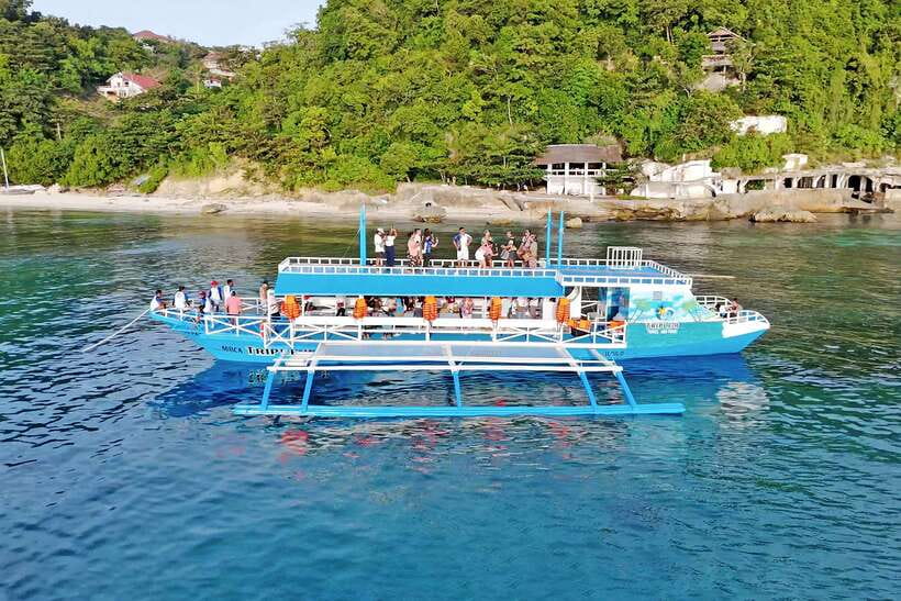 Boracay Island Rhythm Sunset Cruise - Live drums, reggae, and a friendly party mood