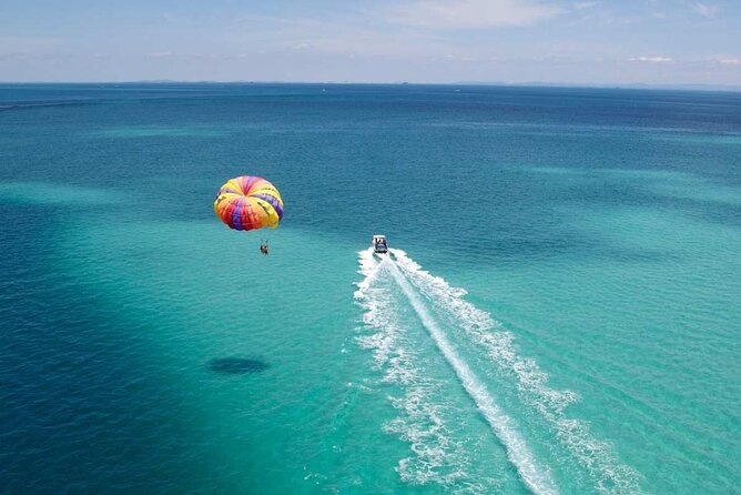 Boracay Parasailing Experience - Pickup is useful, but your return is your responsibility