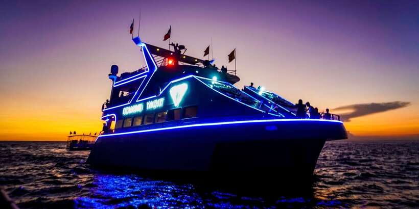 Boracay: Scenic Sunset Cruise with Live Music - Practical tips for a smoother evening