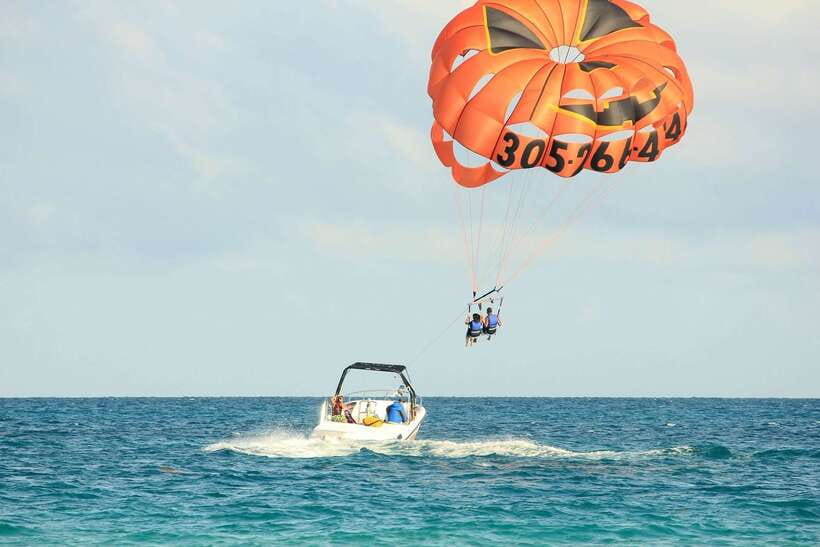 Boracay: Solo or Tandem Parasailing Experience - Key points to know before you book