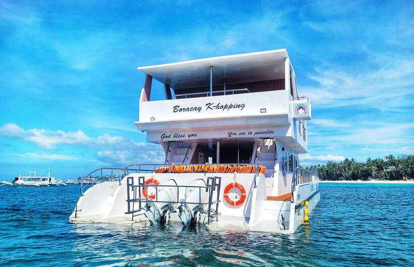 Boracay: Ultimate Party Cruise aboard the Andy World Yacht - The DJ and the real party atmosphere