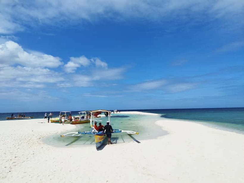 Camiguin: White Island Mantigue Island Exploration PRIVATE - White Island: two hours on a moving sandbar