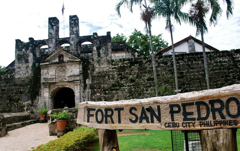 CEBU: Cebu City Heritage and Uphill Guided Tour - Temple of Leah, a grand stop with a modern story