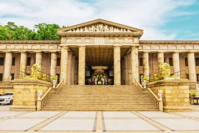 Cebu Group Tour: Best Cebu City Tour - Magellan’s Cross and the Basilica tell the old Cebu story