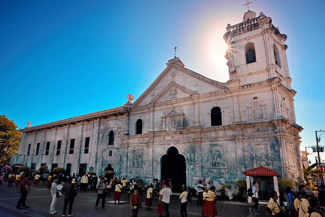 Cebu Historic and Views Tour Pickup Dropoff and Lunch (private) - Taoist Temple on the Cebu hills