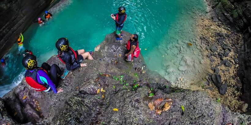 Cebu: Kawasan Falls Canyoneering & Cliff Jump Private Tour - Optional cliff jumps and the zipline choice