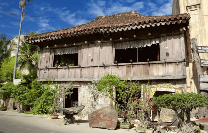 Cebu & Lapu-Lapu City Tour With Lunch at House of Lechon - Sirao Pictorial Garden for a colorful finish