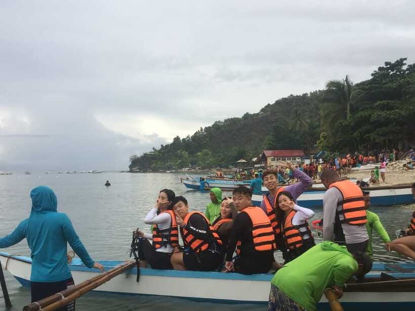 Cebu: Oslob Whale Shark Swimming - The 30-minute whale shark encounter