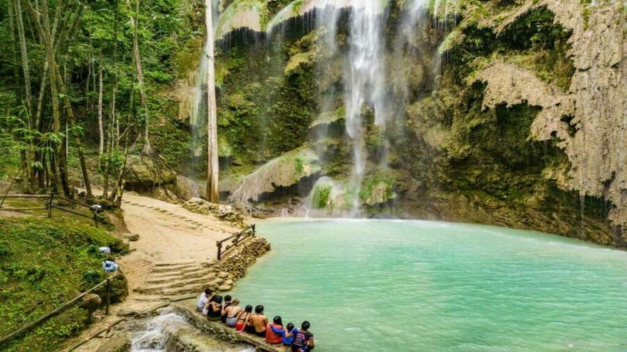Cebu Oslob Whaleshark, Tumalog Falls&Sumilon Island(Private) - Cooling Off at Tumalog Falls