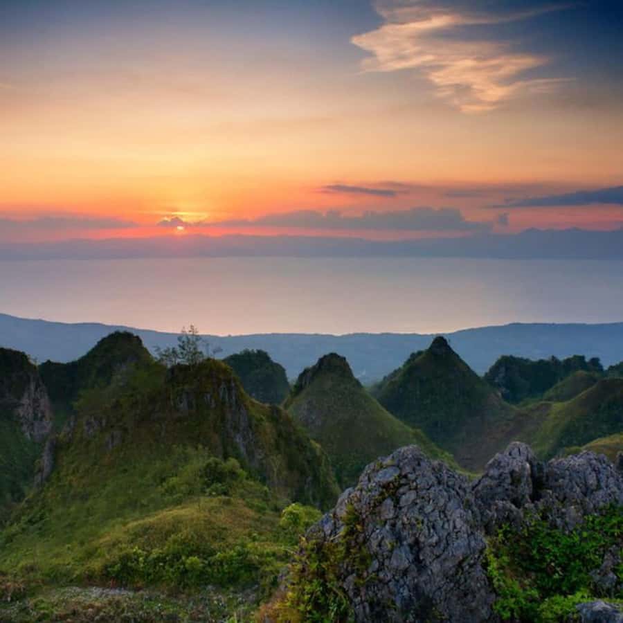 Cebu: Osmeña Peak and Kawasan Canyoneering Day Tour - From the mountain to Badian’s water routes