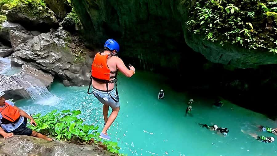 Cebu: Osmeña Peak and Kawasan Canyoneering Day Tour - Why the guides matter more at Kawasan