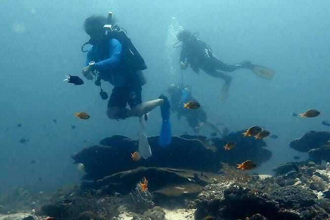 Cebu Private Tour 3 Islands Hopping Gilutungan Caohagan Nalusuan - A private boat changes the feel of the day