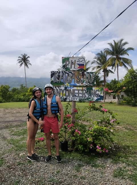 Cebu: Whale Shark Encounter and Kawasan Canyoneering - Reaching Kawasan Falls by water