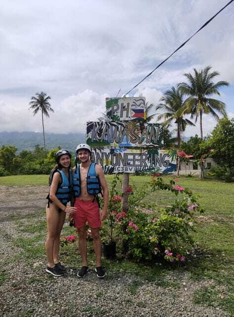 Cebu: Whale Shark Encounter and Kawasan Canyoneering - Transport, group size, and the shape of the day