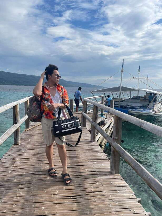 Cebu: Whaleshark Encounter, Tumalog Falls & Sumilon Sandbar - Breakfast before the next boat