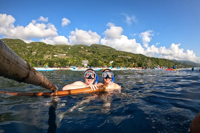 Cebu Whaleshark Tour - Sumilon Island breaks up the long day