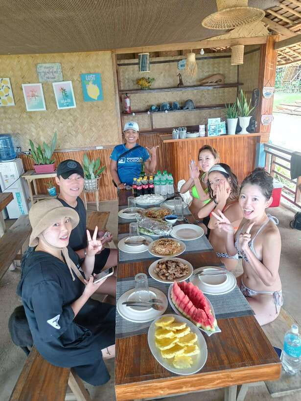 Coron: Dugong Watching with Sea Turtle and Coral Garden tour - Guides, timing, and trip management