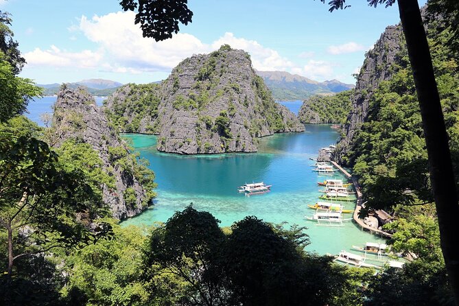 Coron Island Hopping Tour A with Kayangan Lake - Kayangan Lake sets the tone for the day