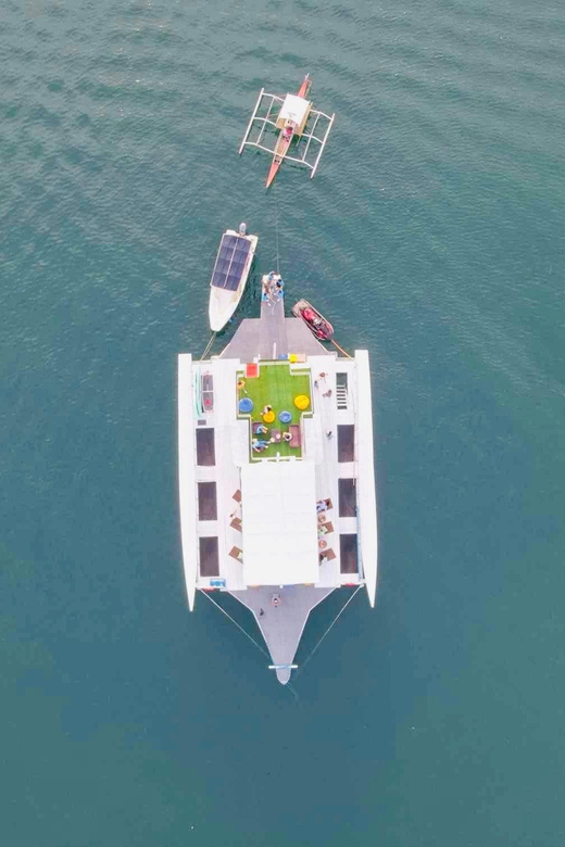 Coron Island: Premier Trimaran Tour - What to pack for a day on the trimaran
