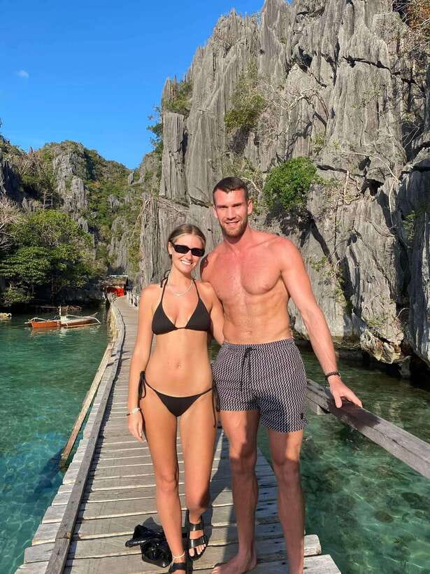 Coron Island Tour: 5 Top Attractions & Island Buffet Feast - Coral Garden and Quin Reef are the underwater portion