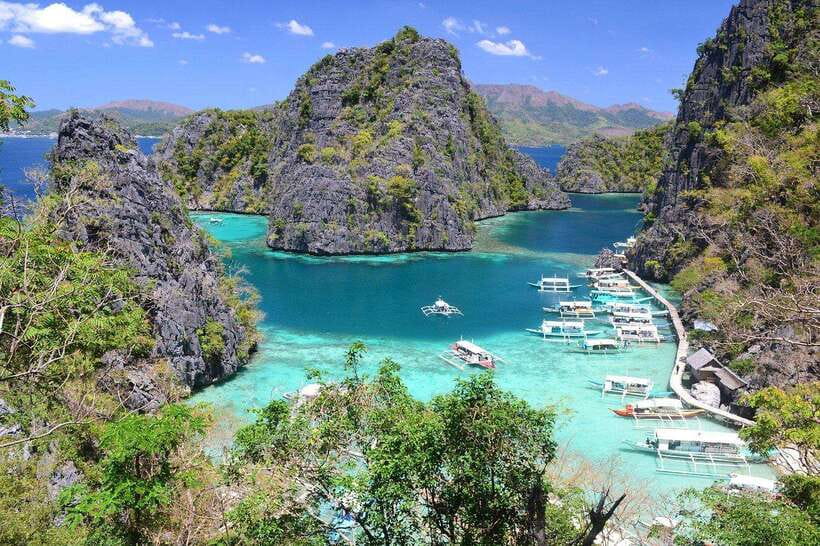 Coron Island Tour: 5 Top Attractions & Island Buffet Feast - Starting in Coron Town between 8:00 and 9:00 AM