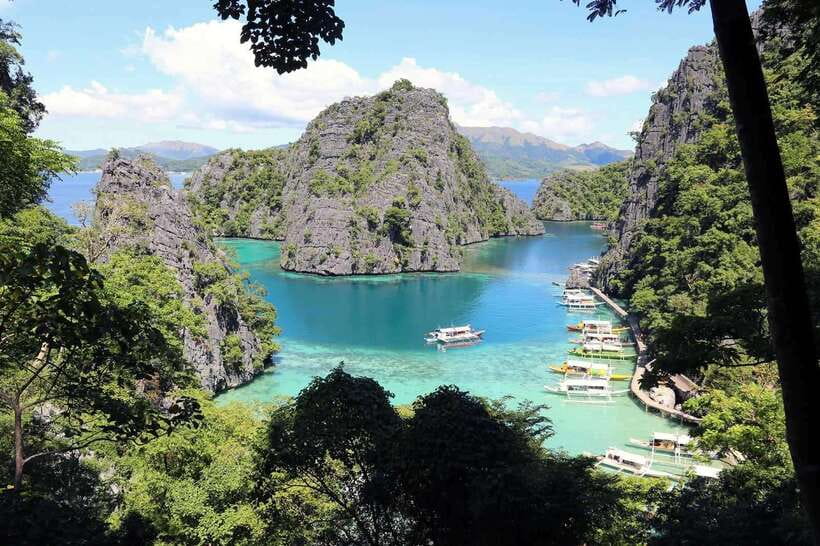 CORON:ISLAND TOUR A Lakes and Snorkeling with Corals - Starting from Lualhati Park