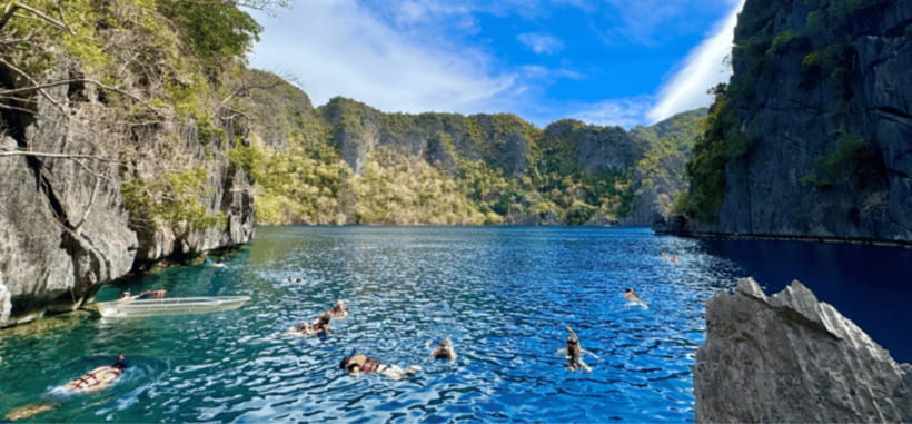 Coron: Island Tour (B) with Twin Lagoon & Lunch - Barracuda Lake brings a different kind of water experience