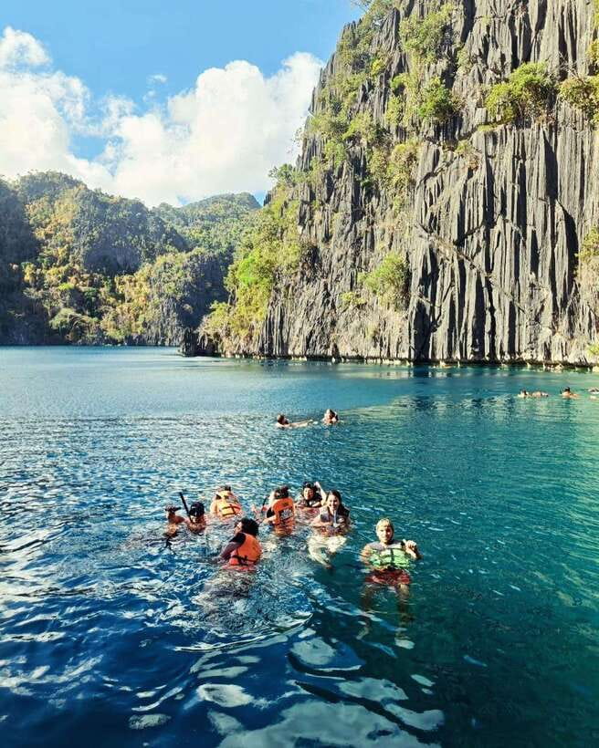 Coron/Palawan: Coron Super Ultimate Tour with Lunch - Twin Lagoon and Barracuda Lake
