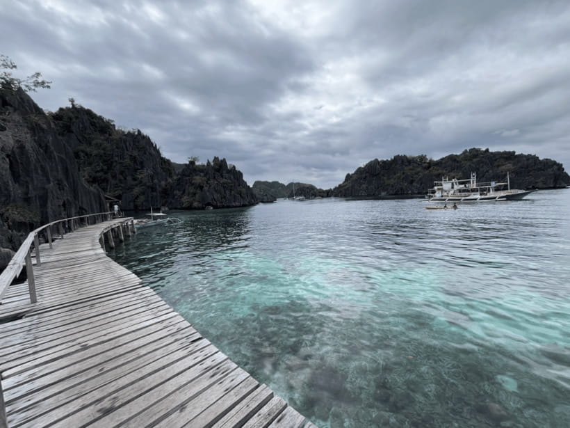 Coron: Private Boat Hire with Guided Tour and Lunch on Beach - Seven Stops, One Boat, Your Own Pace