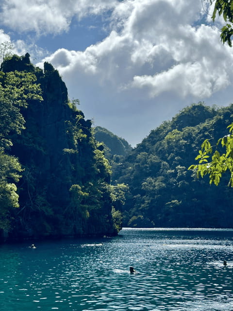 Coron: Private Boat Hire with Guided Tour and Lunch on Beach - The Guides Make or Break the Day