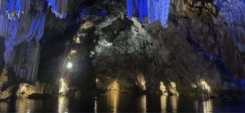 Coron: Pukaway Cave Underground Lake Tour w/Lunch (Shared) - Entering the underground lake at Pukaway Cave
