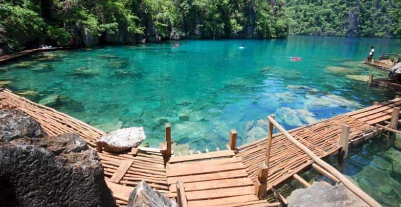 Coron | Super Ultimate Tour - The Boat Ride Sets the Pace