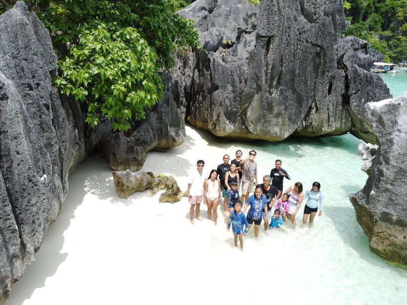CORON TOUR - PRIVATE BOAT RENTAL with LUNCH (7 Destinations) - Key points to know before you book