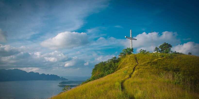 Coron Town Tour: Maquinit Hot Spring - Maquinit Hot Spring: warm water after the climb