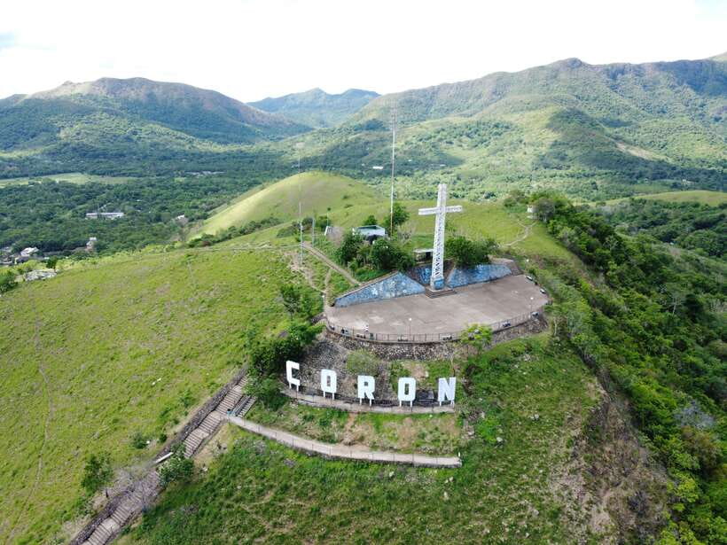 Coron Town Tour: Maquinit Hotspring & Mt. Tapyas Trekking - Why the 721-step climb sets the tone