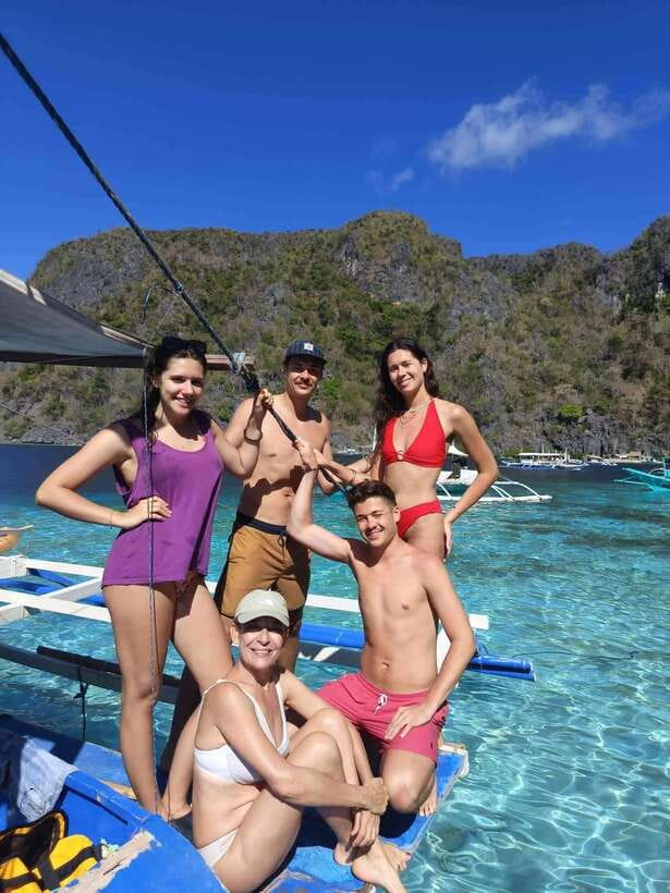 Coron Ultimate Tour: 7 Destinations with Lunch & Transfers - Skeleton Wreck and Coron’s easy underwater history