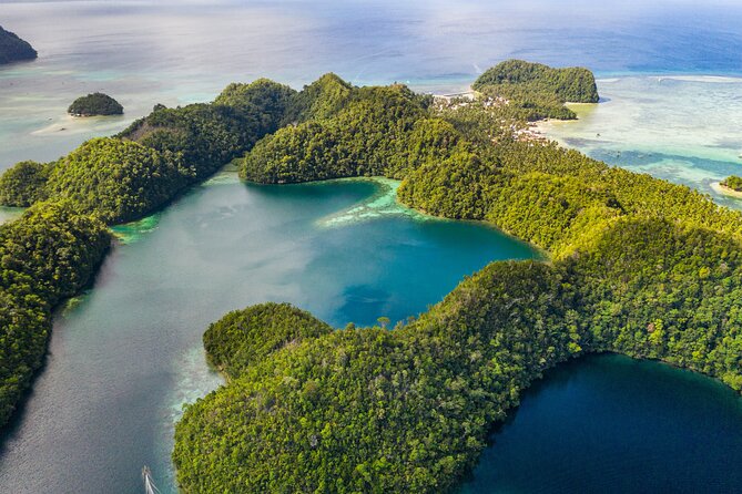 Coron Ultimate Tour - Full Day Group Tour w/ Lunch - Why this Coron day trip works